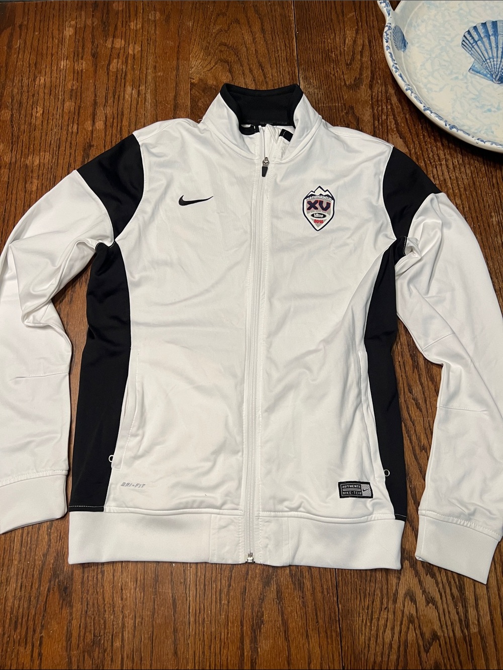 NWOT Nike National Cup US Soccer Club Commemorative Jacket White and Black